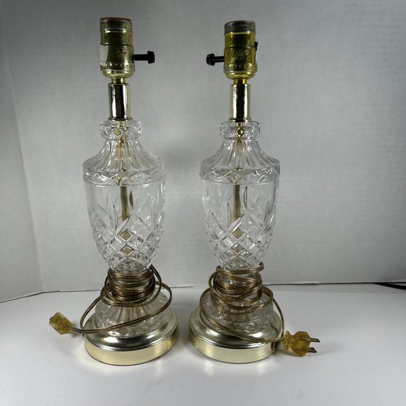 14 Inch Tall Pair Of Clear Press Glass Table Lamps Gold Trim Lot 2‎